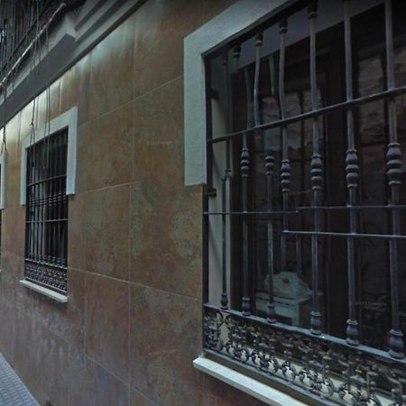 Holidays2Malaga Eduardo Ocon Ground Floor Renovated Apartment In The City Center Exterior photo