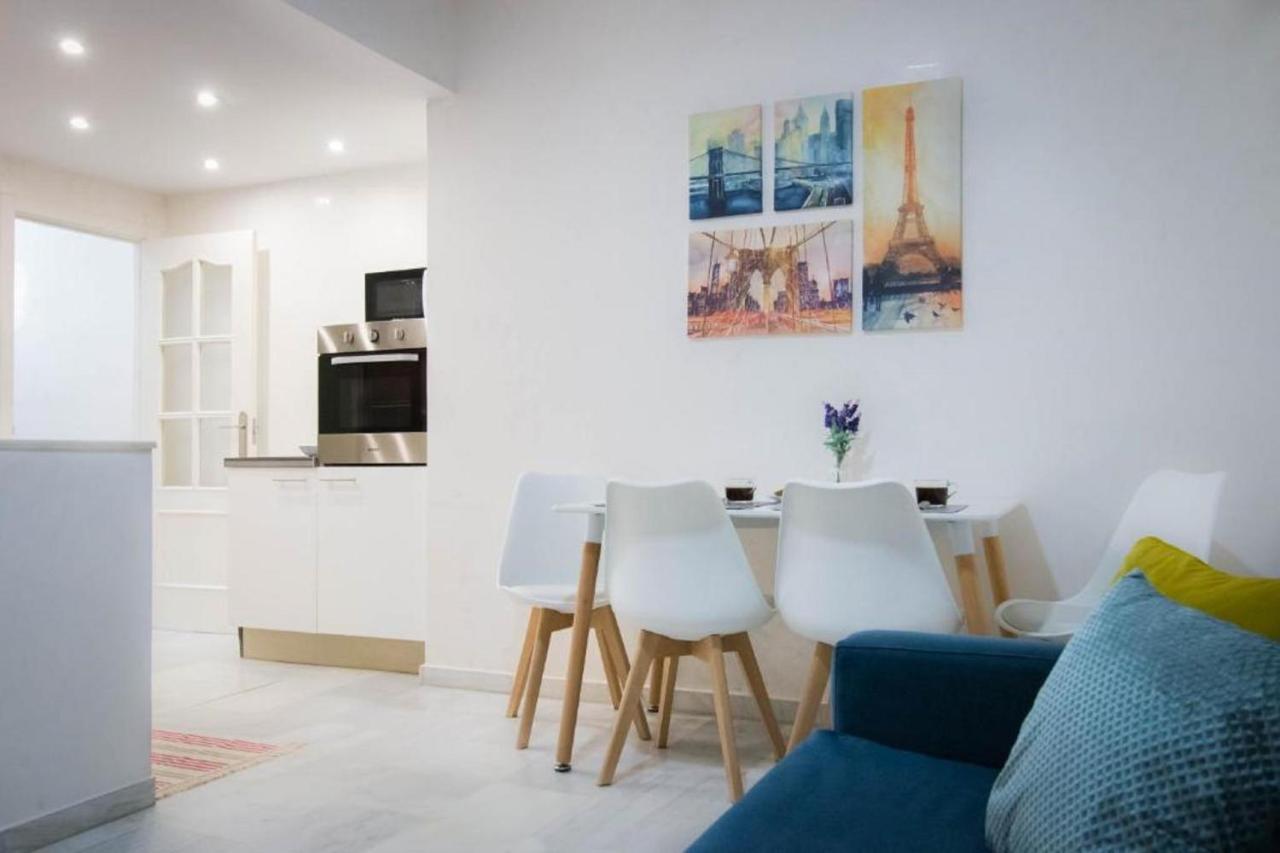Holidays2Malaga Eduardo Ocon Ground Floor Renovated Apartment In The City Center Exterior photo