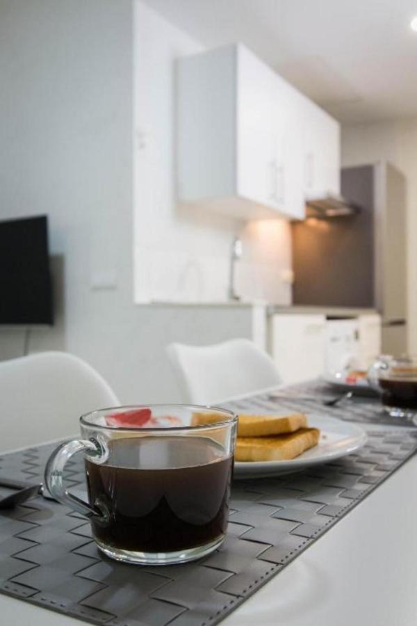 Holidays2Malaga Eduardo Ocon Ground Floor Renovated Apartment In The City Center Exterior photo