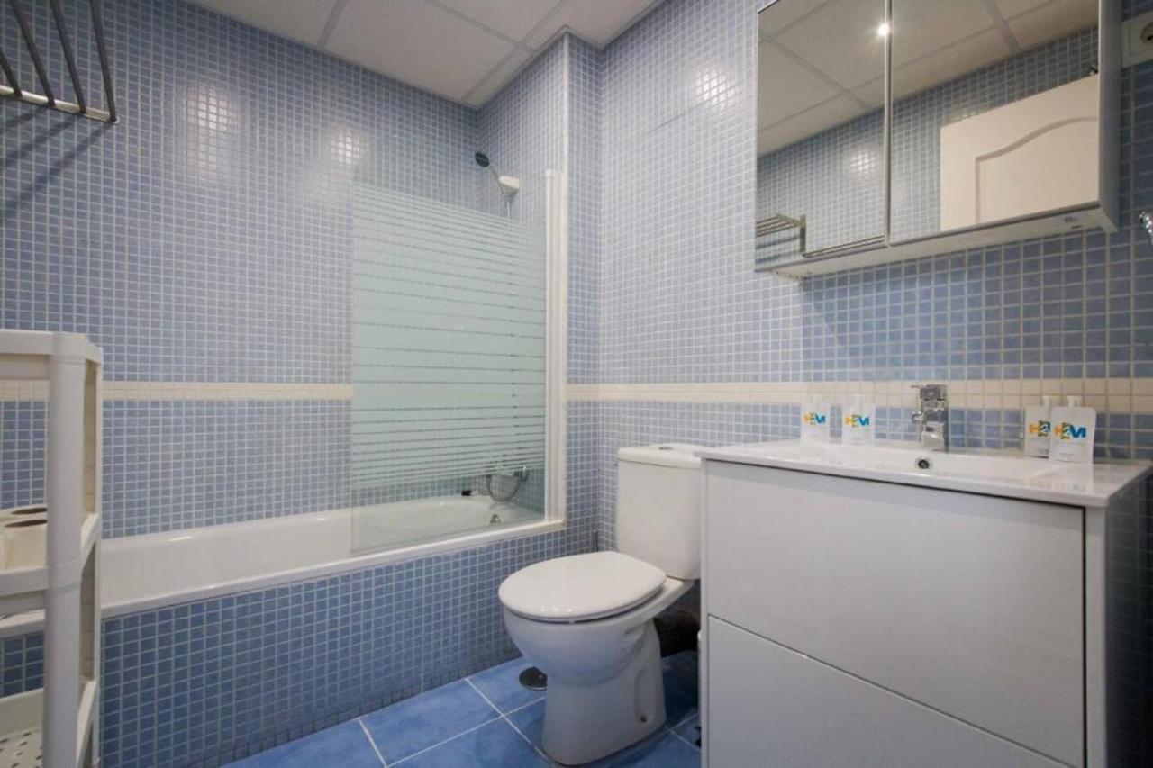 Holidays2Malaga Eduardo Ocon Ground Floor Renovated Apartment In The City Center Exterior photo
